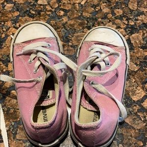 Pink toddler converse